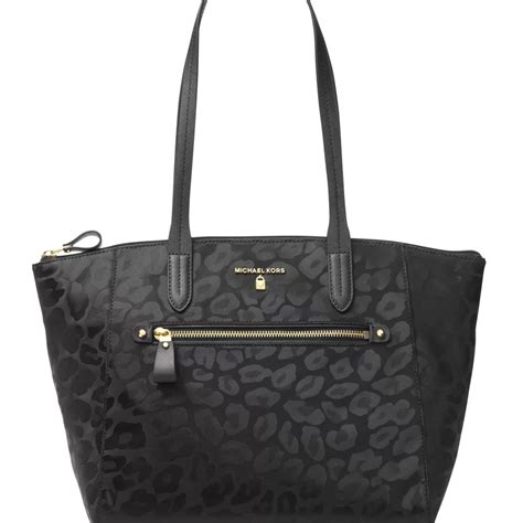 michael kors nylon kelsey handles|Michael Kors medium tote bag.